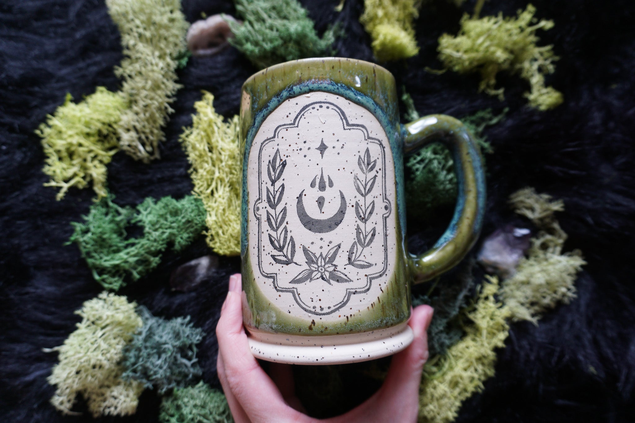 14oz Green Moon Frame Mug