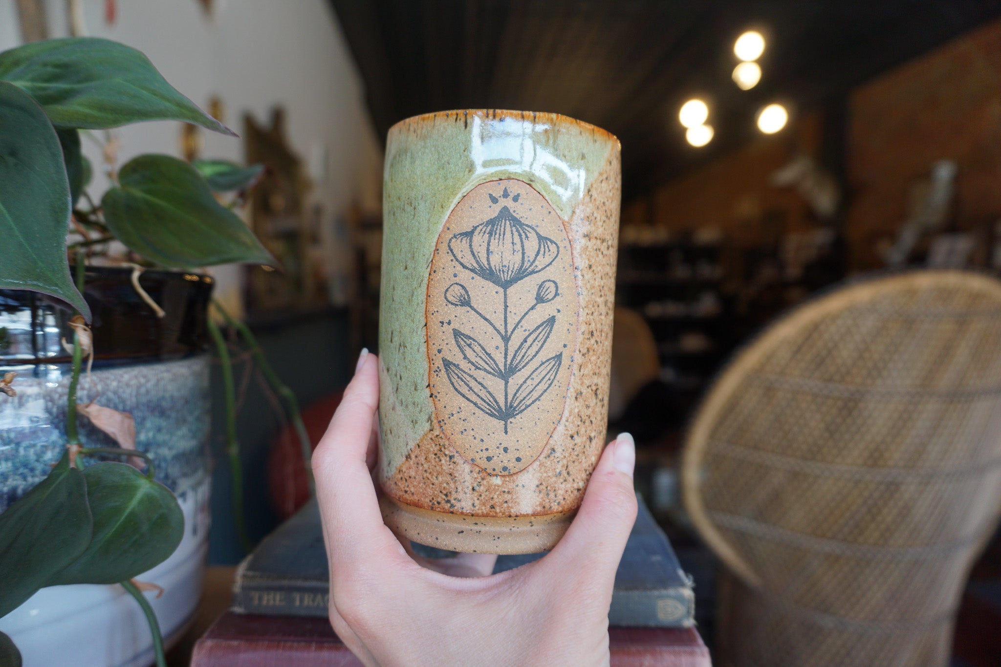 14oz Flower Tumbler in Green & Spice Glaze