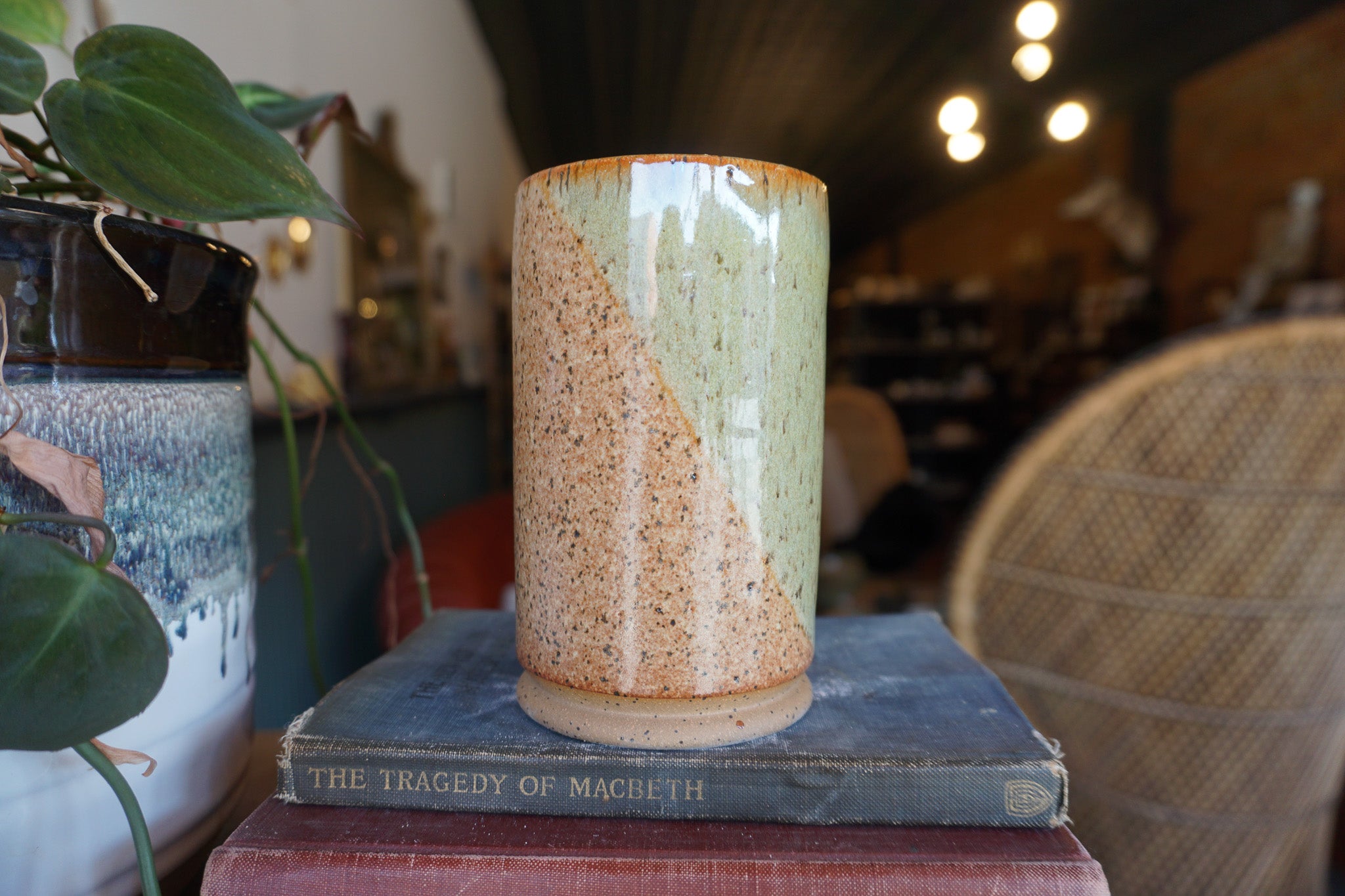 14oz Flower Tumbler in Green & Spice Glaze
