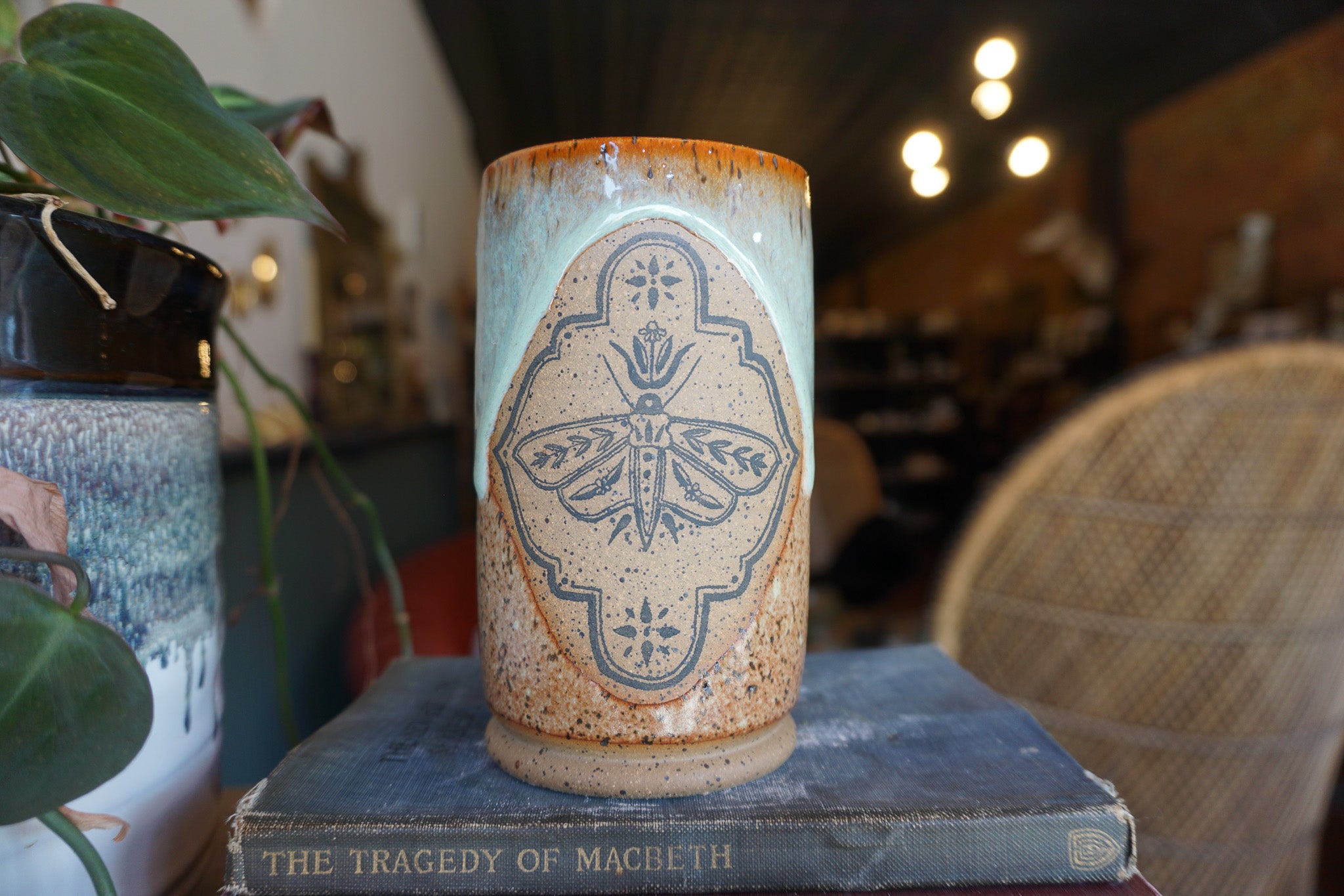 14oz Moth Frame Tumbler in Seafoam & Spice Glaze